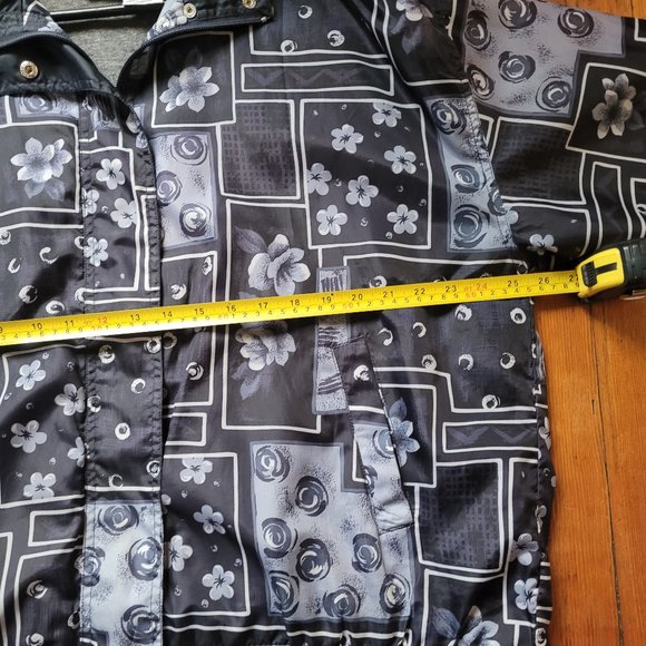 Multi-Print Windbreaker, sz XL - Picture 5 of 11